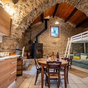 Petite Maison Pleine Nature Hébergement de vacances La Bastide-Pradines