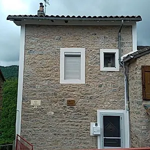 Miss Cardabelle Hébergement de vacances La Bastide-Pradines